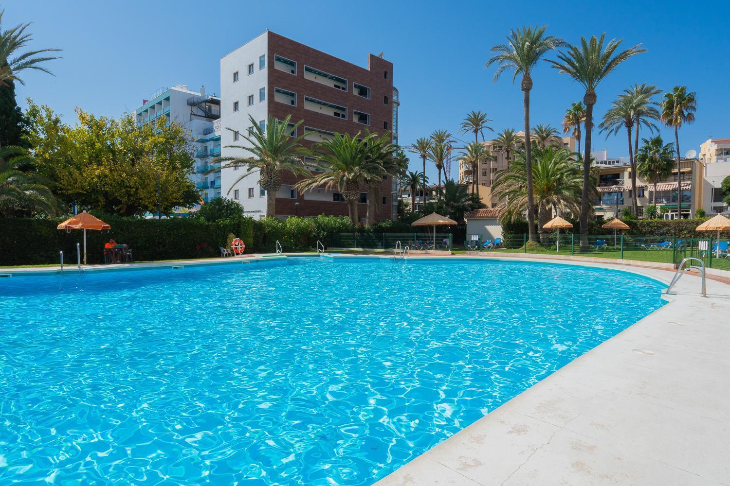 토레몰리노스 Private 250Sqm Garden Duplex, Jacuzzi, Cinema, Sea View Escape 아파트 외부 사진
