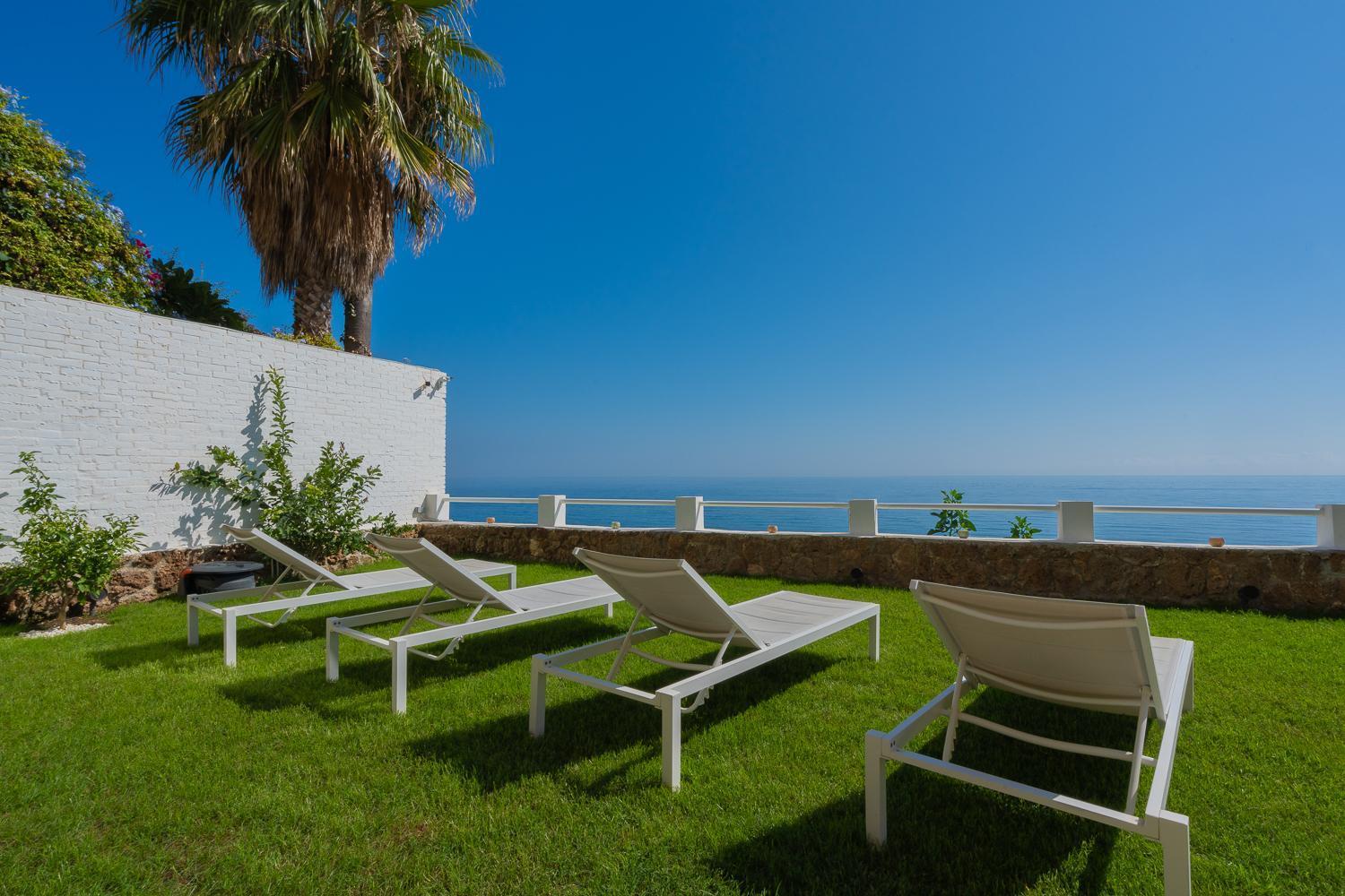 토레몰리노스 Private 250Sqm Garden Duplex, Jacuzzi, Cinema, Sea View Escape 아파트 외부 사진